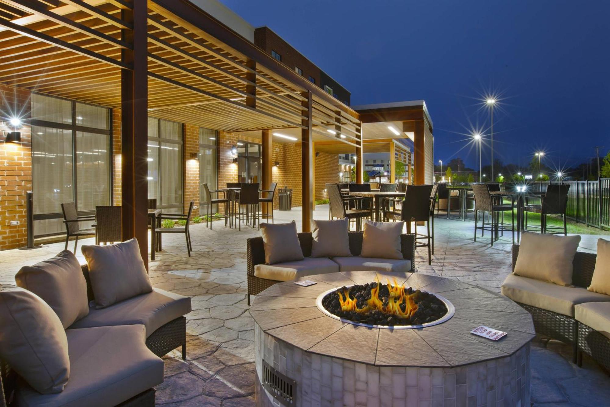 Hotel Courtyard By Marriott St. Joseph-Benton Harbor Zewnętrze zdjęcie