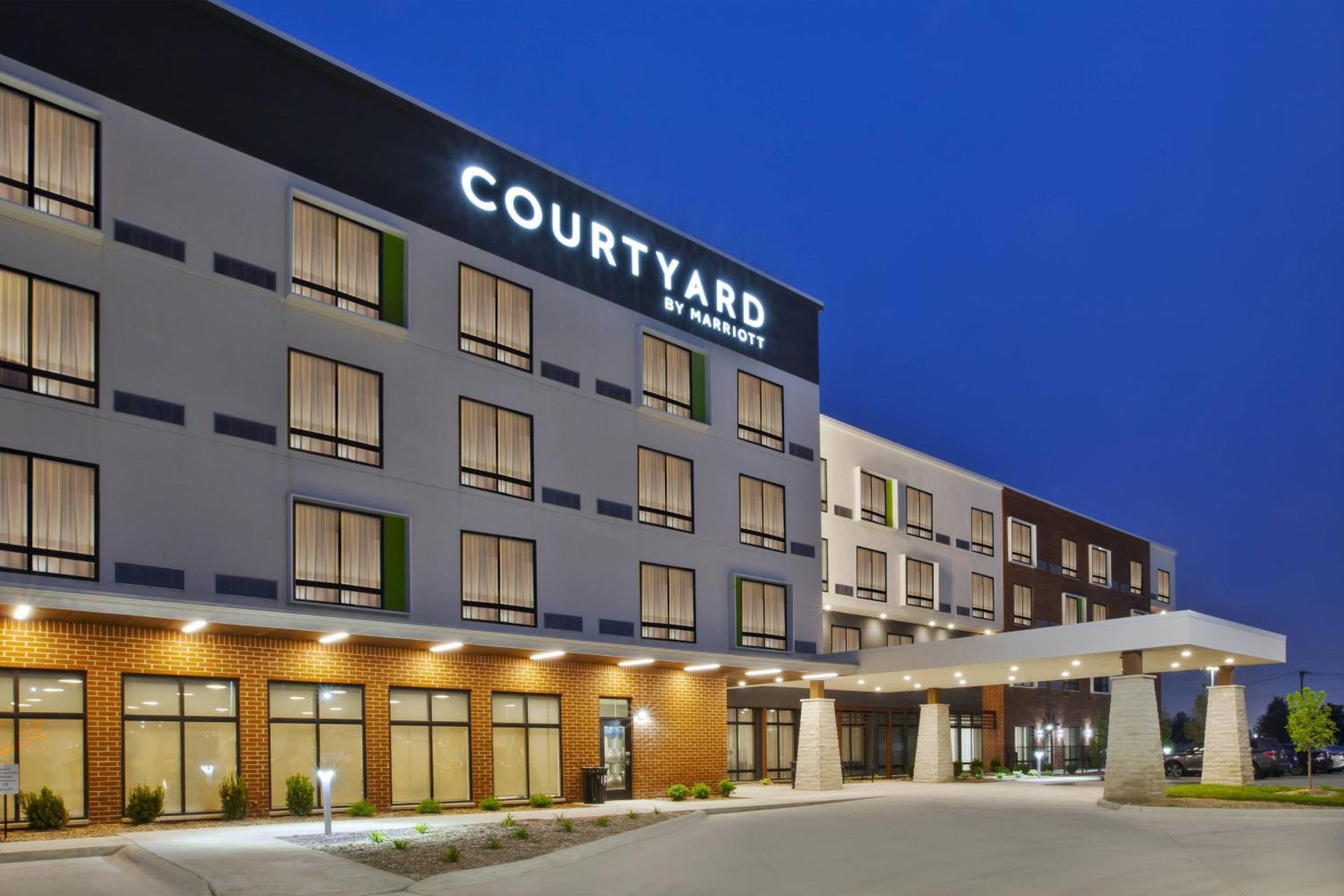 Hotel Courtyard By Marriott St. Joseph-Benton Harbor Zewnętrze zdjęcie